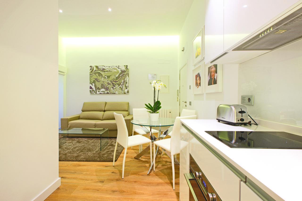 Prado Suite Madrid Luaran gambar